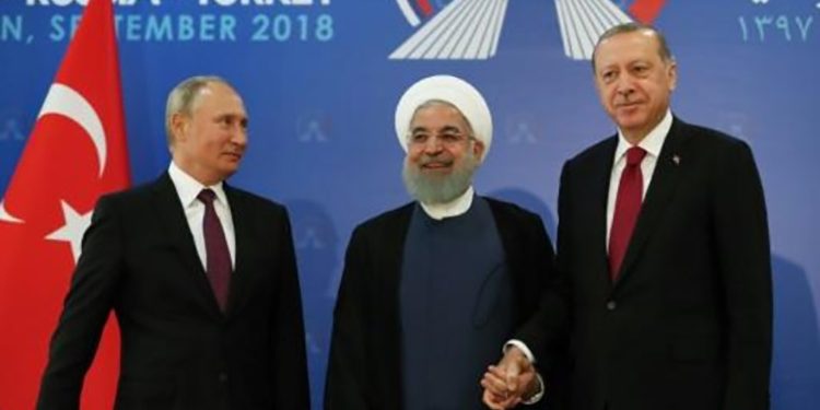 الكرملين يؤكد انعقاد القمة الثلاثية و«اللجنة الدستورية» على بعد خطوة