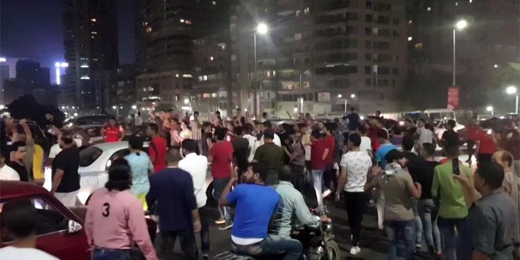 الأولى منذ سنوات                                    مظاهرات في القاهرة ومحافظات مصرية تطالب بإسقاط السيسي