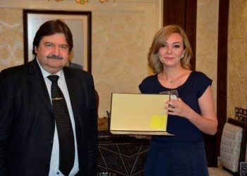 معرض الكتاب بدمشق يفتتح باجتثاث إنتاج المعارضين