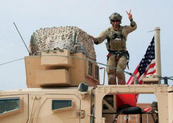 خطة الانسحاب الأميركي تتضمن الاحتفاظ بالجو وقاعدة التنف… والنفط والغاز