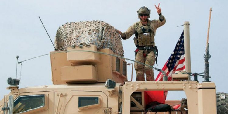 خطة الانسحاب الأميركي تتضمن الاحتفاظ بالجو وقاعدة التنف… والنفط والغاز