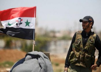 طائرات التحالف الدولي تستهدف رتلا تابعا لجيش النظام السوري في الرصافة