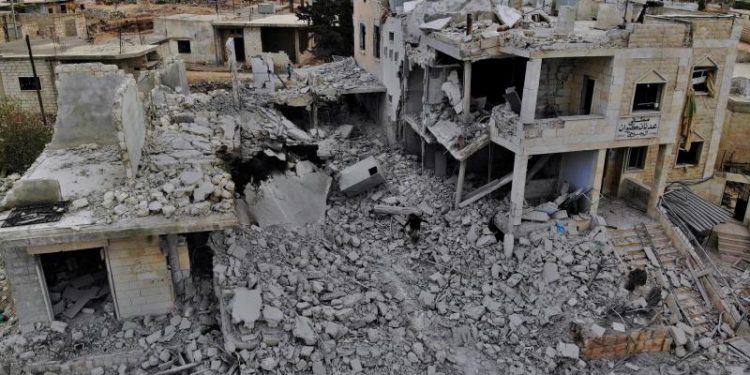 إدلب: النظام يتبع سياسة القضم للوصول إلى الطرق الدولية