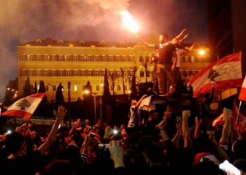 الفارق بين تظاهرة بعبدا و”عاميّة” وسط بيروت