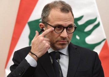 المجتمع الدولي وازدراؤه لطبقتنا السياسية: عنصرية باسيل نموذجاً