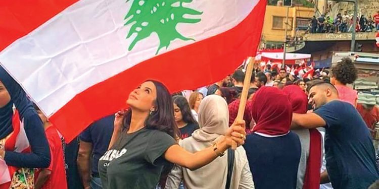 المرأة … زهر الربيع العربي وعصب ثوراته