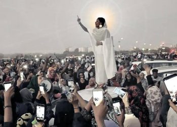 جذرية الثورات ومسألة البرنامج والقيادة