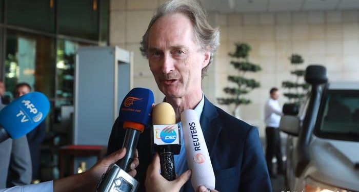 جهود لإنقاذ اللجنة الدستورية