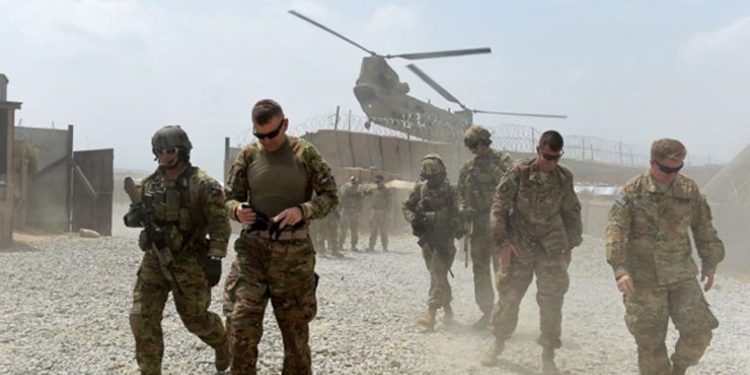 ما هي خلفيات الإصرار على الوجود العسكري الأمريكي شرق سوريا