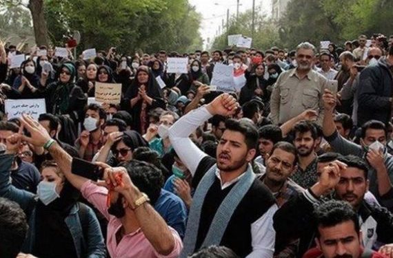 بركان في بلاد فارس قد يفضي لتشققها