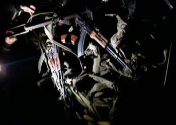 أهالي “ناحتة” بدرعا يحتجزون 15 عنصراً للنظام ويصادرون أسلحتهم