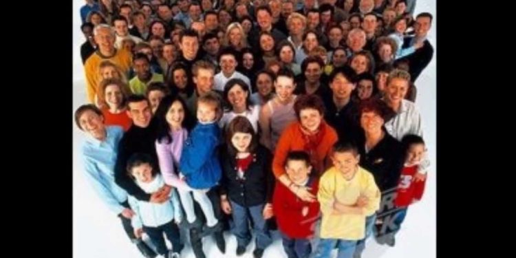 شعوب تحاول النهوض بلا أجنحة