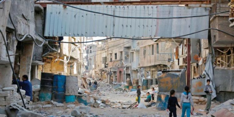 فلسطينيون ينعون مخيم اليرموك بعد مخطط عمراني وضعته دمشق