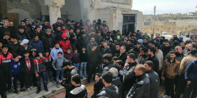 اجتماع لوجهاء درعا بهدف رص الصفوف وتجاوز الخلافات