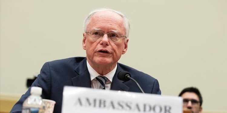 الأسد على نار خفيفة