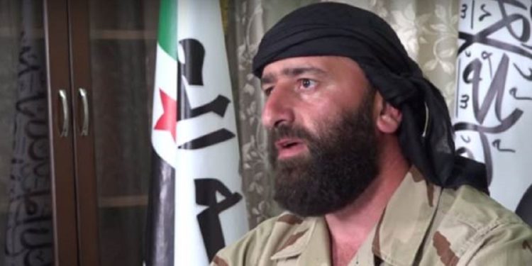 جيش أحمد العودة: أهون الشرين بين روسيا وإيران