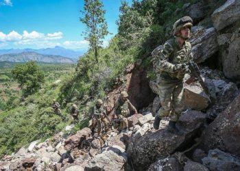 القوات التركية تواصل عملياتها شمالي العراق وقوة إيرانية تتوغل في قنديل