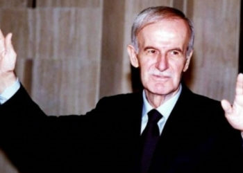 بعد 20 سنة في حكم سورية: طبيب العيون… بين قانون قيصر والربيع الدمشقي