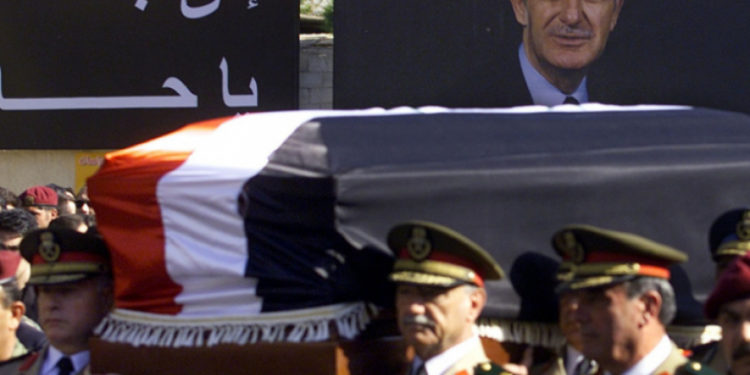 حين (مات الديكتاتور)