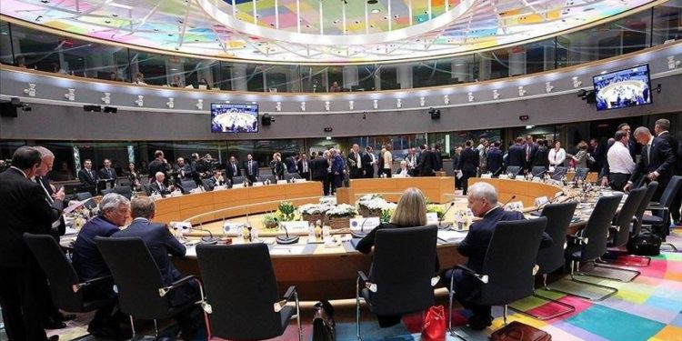 مؤتمر بروكسل يبحث دعم اللاجئين والحل السياسي في سورية