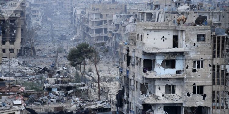 قوات النظام تعتقل 5 فلسطينيين من مخيم اليرموك قرب دمشق