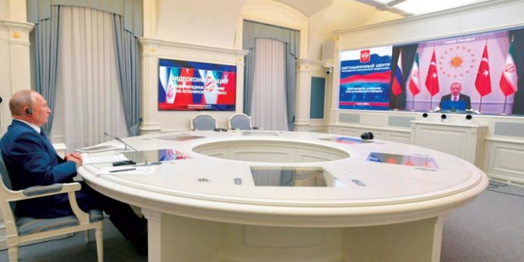 إشارات متناقضة من روسيا حول «نواياها السورية»