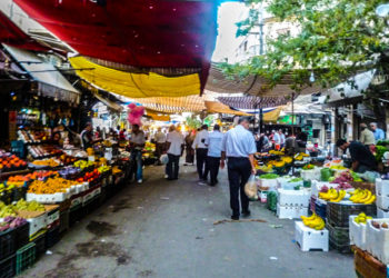 ثلاثة أسباب توضح لماذا لم تنخفض الأسعار رغم تحسن الليرة السورية