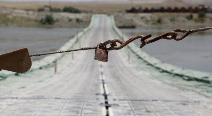 معبرٌ أم منفذ نجاة للكرد؟