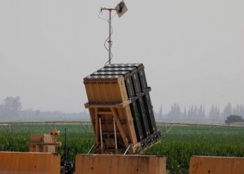 إسرائيل تنتظر وصول الصواريخ الإيرانية إلى سورية.. لضربها