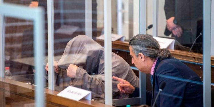 المركز السوري للعدالة والمساءلة يتقدم بطلب للمحكمة الدستورية الألمانية           لإتاحة الترجمة إلى اللغة العربية للضحايا السوريين