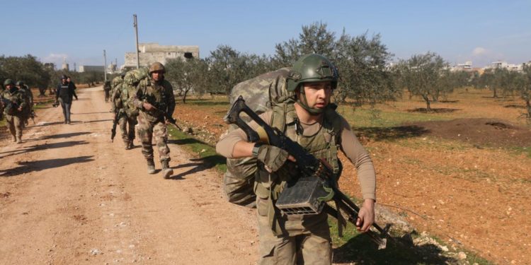 سورية: اتفاق إدلب يترنّح وقيادة مركزية للقوات التركية