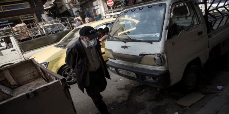 كورونا: أرقام النظام ترتفع لكن تبقى منفصلة عن الواقع