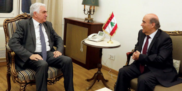 وهبة يعلن السعي لإعادة النازحين السوريين وإدانة انتهاكات إسرائيل سيادة لبنان