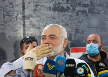 إسماعيل هنية الذي استباح لبنان واستباح المخيم