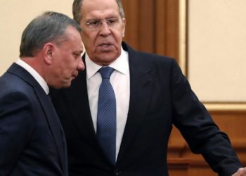 وفد روسي في دمشق: ابتزاز الأسد لاستكمال السطو على مقدرات سورية