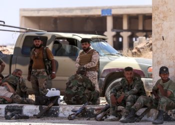 “داعش” يضرب النظام السوري شرق حماة و”حميميم” يستنفر طائراته