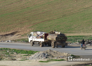 سكان إدلب محرومون من وسائل النقل العامة