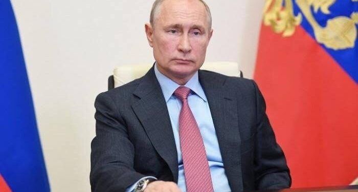 بوتين يدافع عن تركيا.. ويحذر أرمينيا من الانتحار