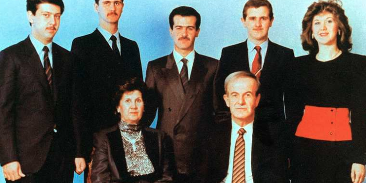 بين الأب والأبن.. 50 عاما منذ تسلم عائلة الأسد حكم سورية