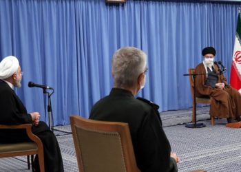 عندما يصوّت البرلمان الإيراني ضد الخميني          يشكل ذلك خطوة أخيرة على طريق “القطع” مع إرث المؤسس