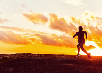 كيف نعيش؟ بل كيف ينبغي أن نعيش؟