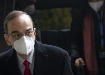 “معارضة” اللجنة الدستورية التي تمثلنا