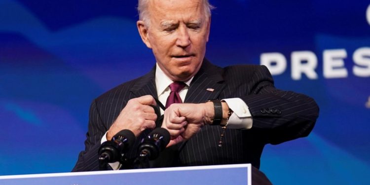 هل يرث بايدن من ترمب “سلاح العقوبات” ويستخدمه بقوة؟