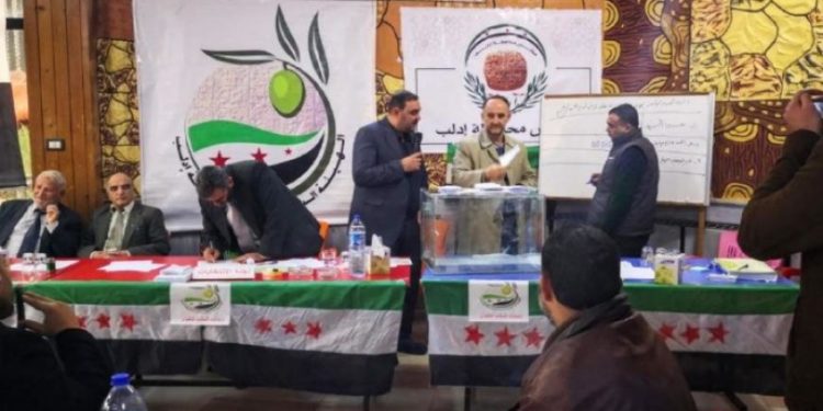 “الهيئة السياسية” في إدلب تنتخب مكتبها التنفيذي