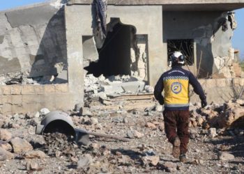 جوًا وبرًا.. قصف يستهدف مناطق سيطرة المعارضة في إدلب