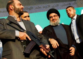 “حزب الله” يهادن ويناور لاستيعاب النقمة المتنامية ضد إلحاقه لبنان بإيران لا مفاوضات بين واشنطن وطهران لأن الثانية أدركت أنها ستشمل دورها الإقليمي والصواريخ