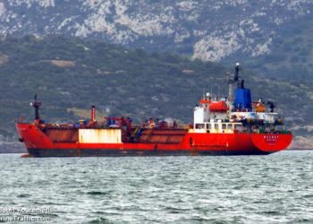 ناقلة وقود ألبانية تنتهك العقوبات على النظام السوري