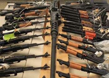 بعدما تصدر معدلات الجريمة  3 أسباب تدفع نظام أسد للاستمرار بمنح تراخيص حمل السلاح بمناطقه