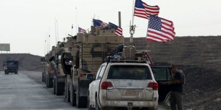 تعزيزات أميركية إلى شرق سورية… وقصف روسي على البادية