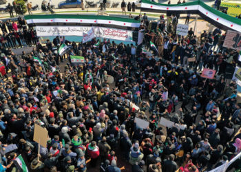 روسيا تستعيد حججها في معبر الترنبة هل تشهد إدلب معركة قريبة؟